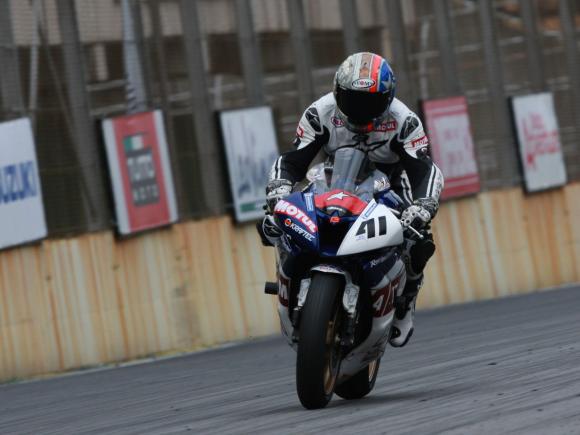 Miguel Praia foi 5º no Moto 1000GP em Interlagos após problema com pneu -  Honda - Notícias - Andar de Moto