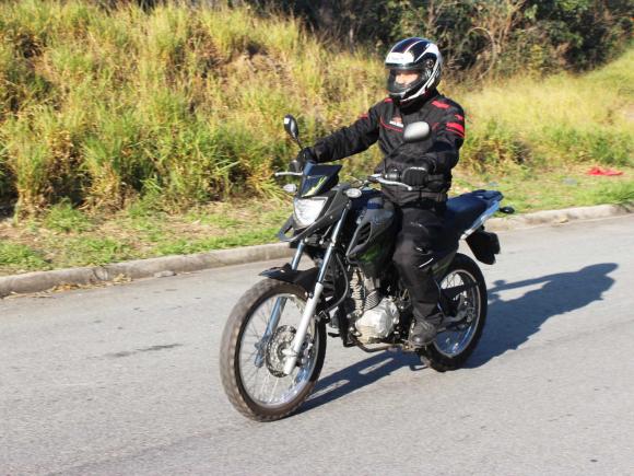 Teste: Yamaha XTZ 150 Crosser, parceira de ralação