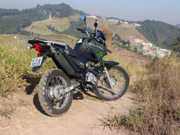 Teste: Yamaha XTZ 150 Crosser, parceira de ralação