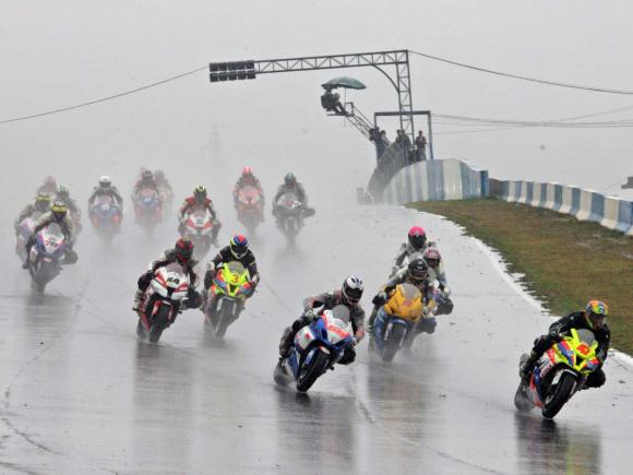 Moto 1000 GP: prova em Cascavel terá piloto local que corre nos EUA -  Motonline