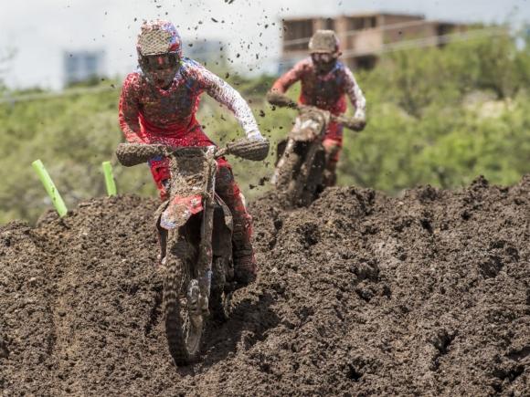 Revisão geral moto de trilha, motocross e enduro- Freguesia do Ó