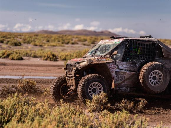 Leandro Torres e Lorival Roldan no Polaris RZR XP 1000