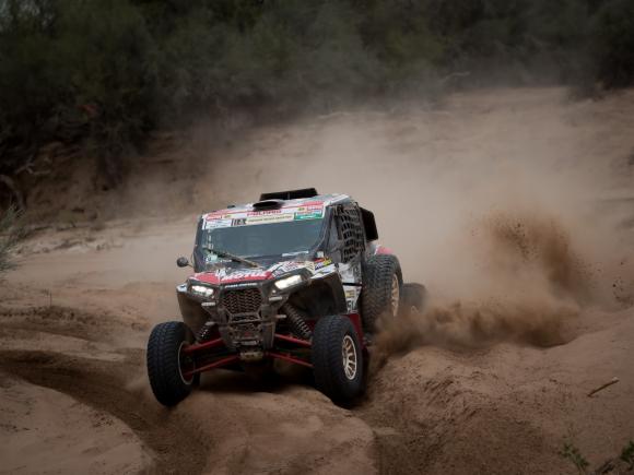 Leandro Torres e Lorival Roldan no Polaris RZR XP 1000