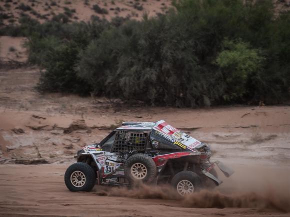 Leandro Torres e Lorival Roldan no Polaris RZR XP 1000