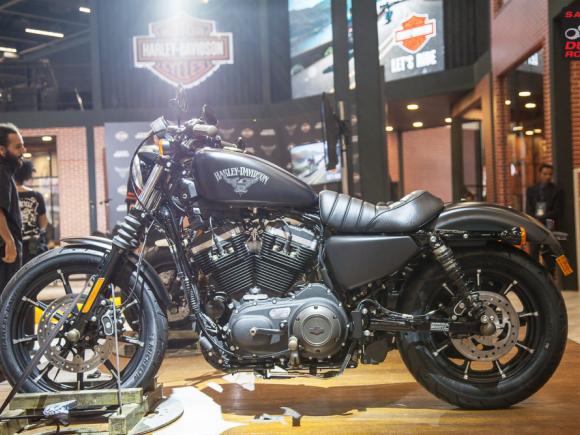 Harley-Davidson com a linha 2018 das motos Touring e Softail