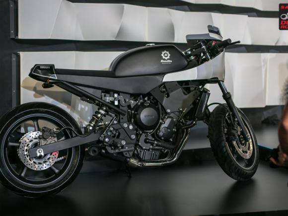 Yamaha customizada pela Bendita Macchina