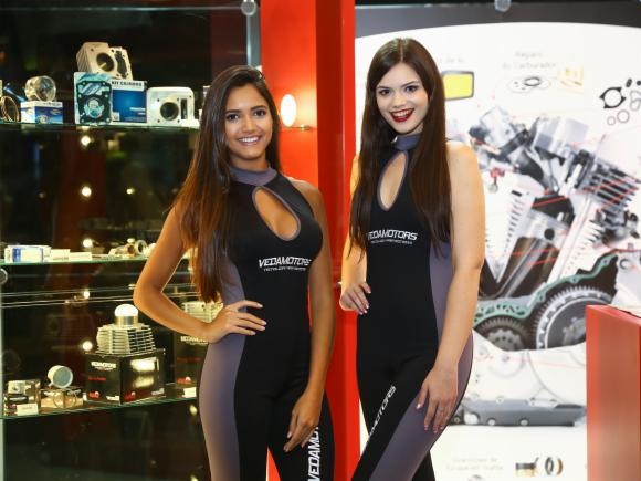 Show de promotoras gatas do Salo Duas Rodas 2017