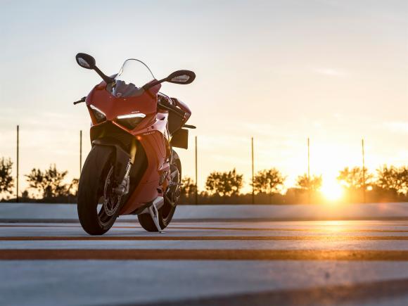 Nova Ducati Panigale V4: melhor relação peso/potência das esportivas - moto .com.br