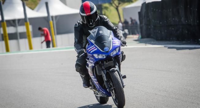 Com poucas mudanças, Yamaha R3 vai para a pista - moto.com.br