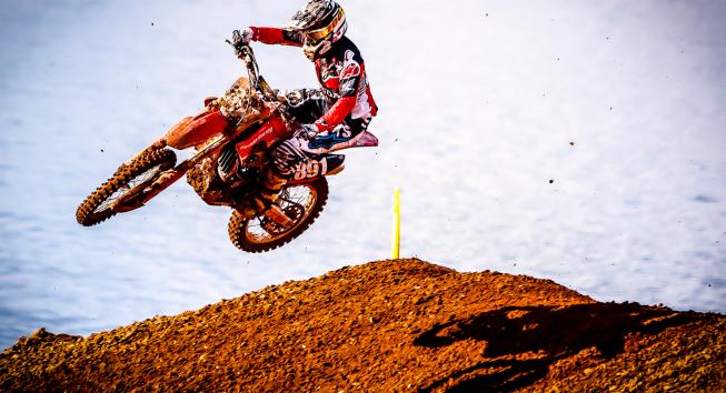 Brasileiro de Motocross: Gustavo Pessoa vence terceira etapa no MX2