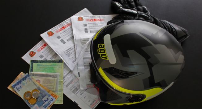 Moto com placa final 4 deve ser licenciada até 31 de julho