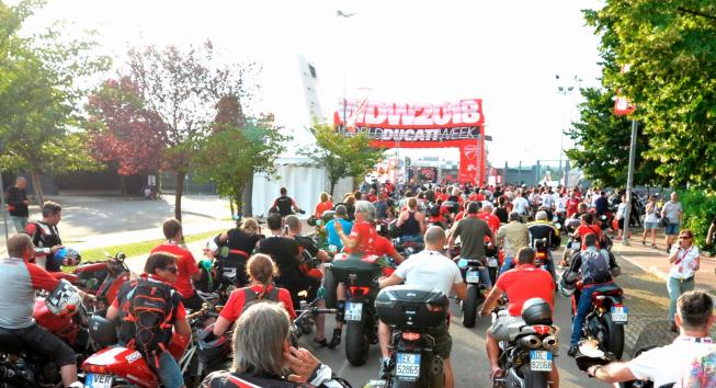 World Ducati Week coloca mais de 90 mil ducatistas em Misano