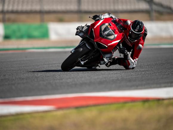 Ducati Panigale V4 S 2020 ganha asas da MotoGP; preço sobe a R