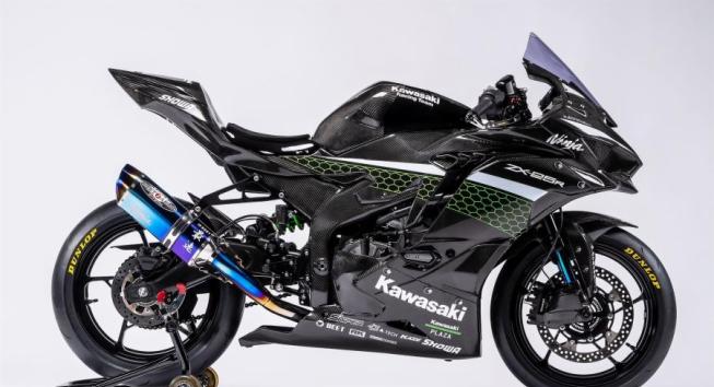 Kawasaki Ninja ZX-25R vai virar moto de corrida - MOTOO
