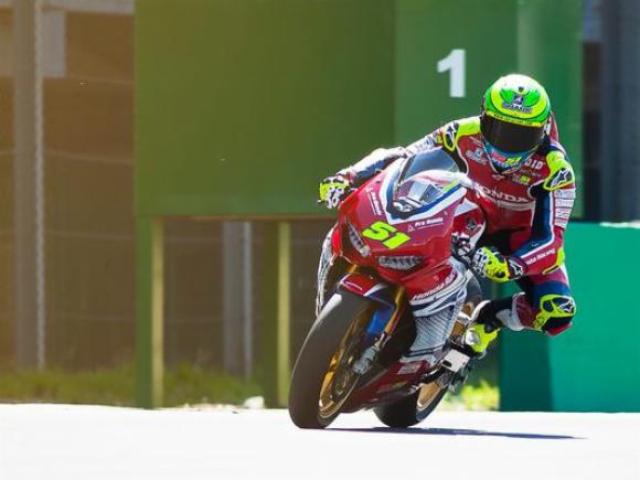 Honda Racing vence corrida e sobe ao pódio na abertura do