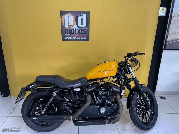  Harley-Davidson Sportster XL 883 Iron 