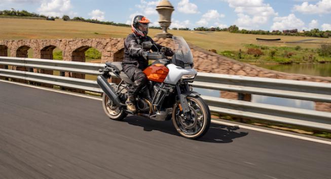 Harley-Davidson se prepara para o evento "Open House"