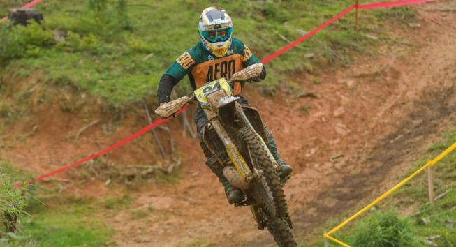 Husqvarna fecha o Brasileiro de Motocross com duas vitórias, um