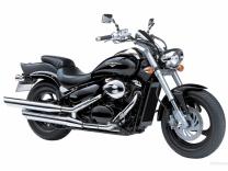 Suzuki Boulevard M 800