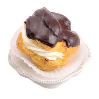 L&B Top Hat Cream Puff, 5 Ounce