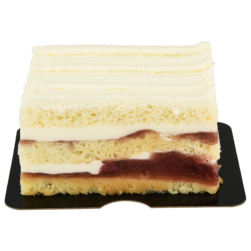 Inspired Gluten Free Dreamin' of Strawberries White Chocolate Shortcake