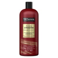 Tresemme - Keratin Smooth Shampoo, 828 Millilitre