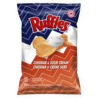 Ruffles - Potato Chips, Hot Wings, 180 Gram