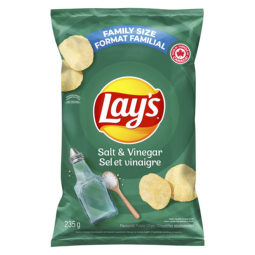 LAY'S Salt & Vinegar Flavoured Potato Chips