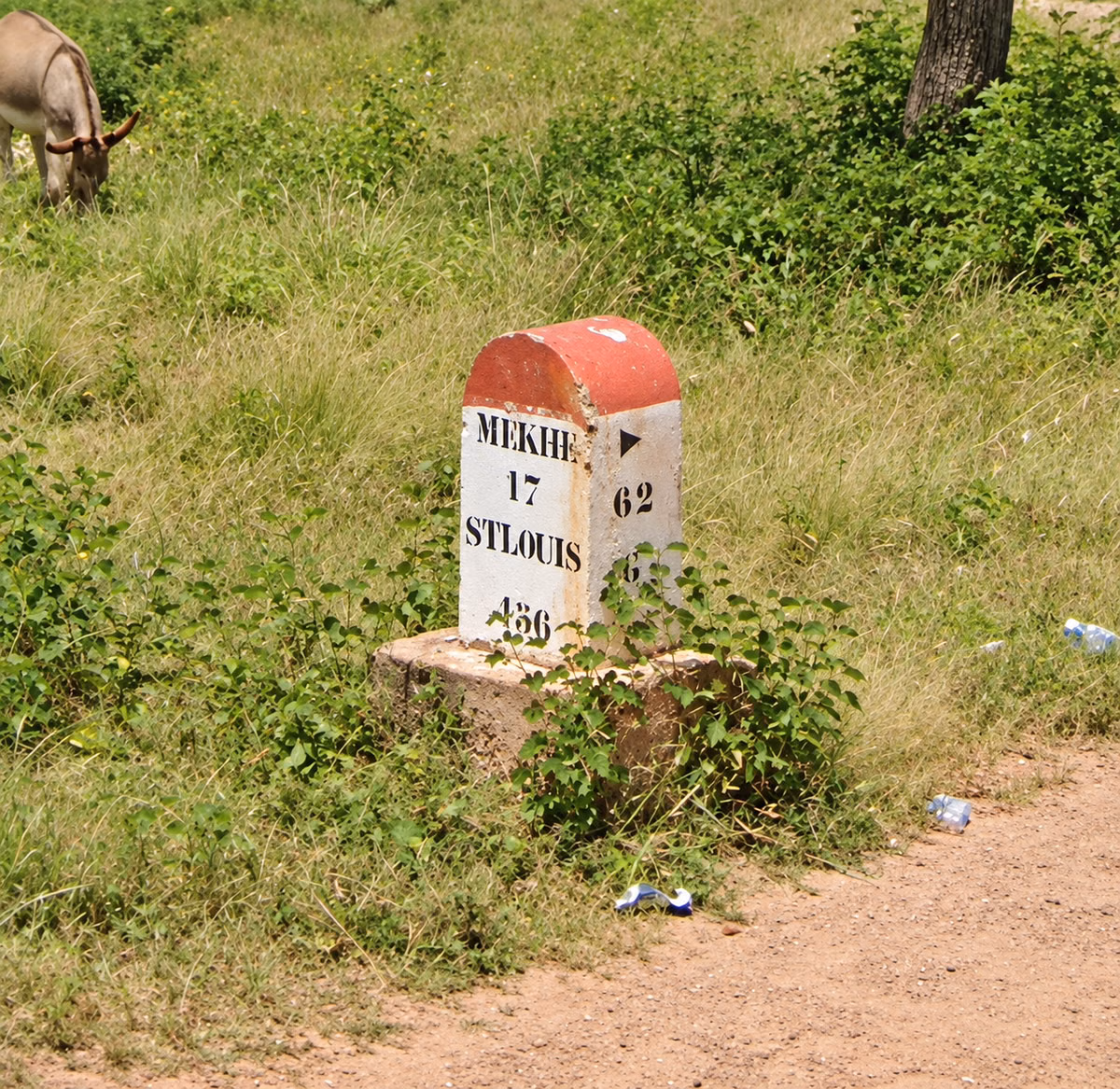 Senegalese Kilometer Markers — how it looks in GeoGuessr