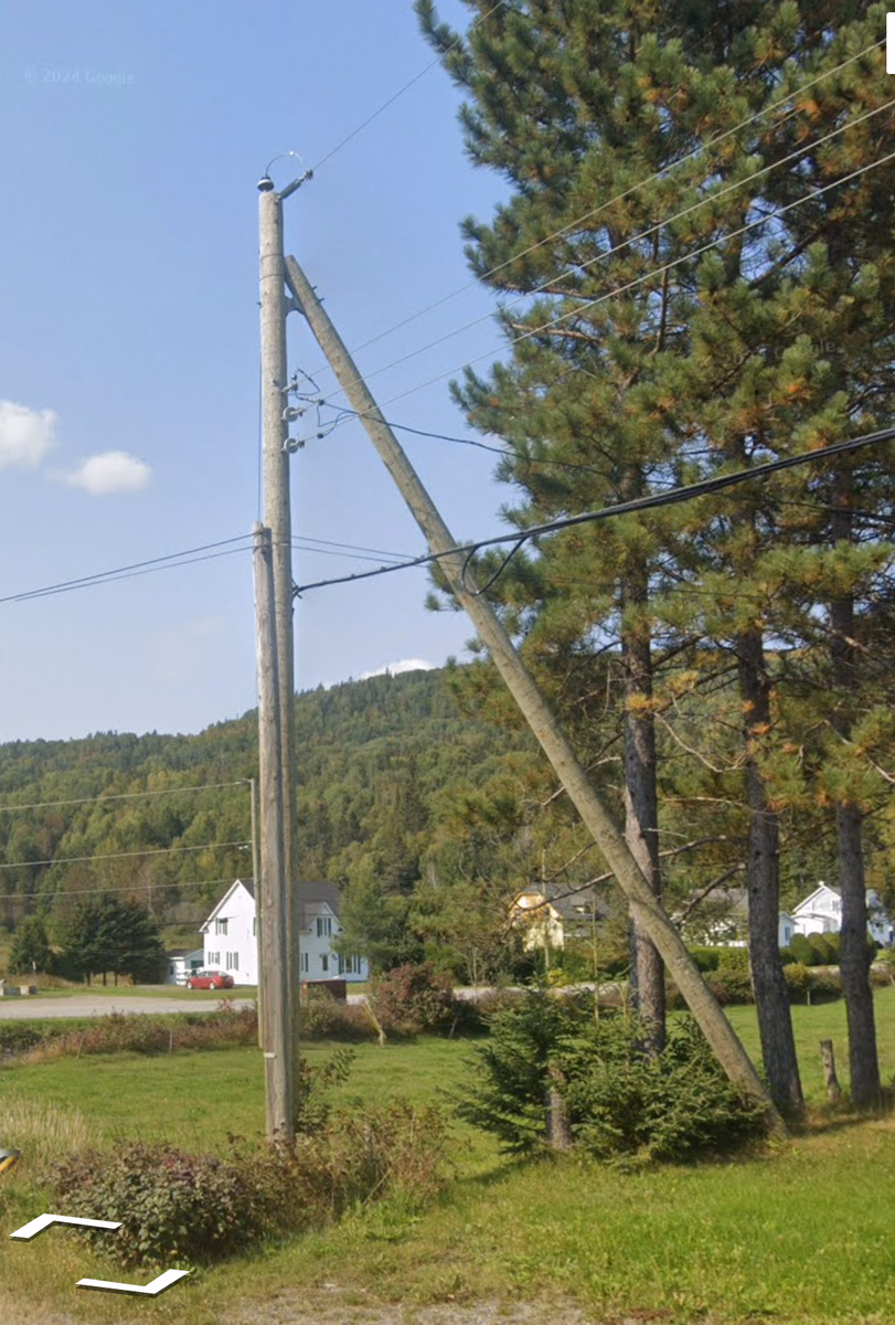 Eastern Canada - "A"-frame pole — how it looks in GeoGuessr