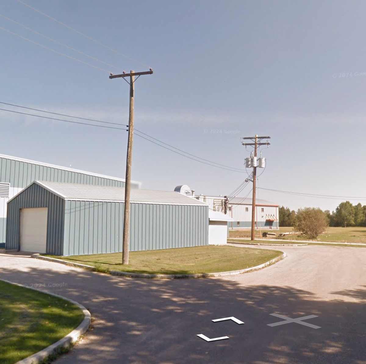 Manitoba - Side wire attachment — how it looks in GeoGuessr