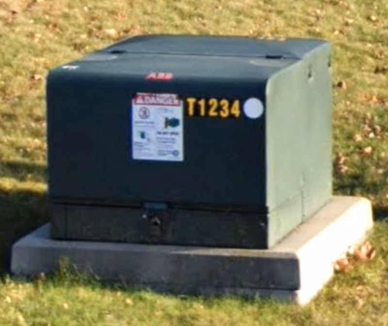 Ontario - Green electrical box — how it looks in GeoGuessr