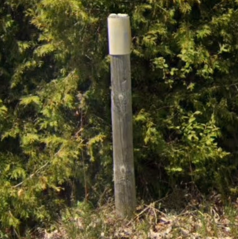 Ontario - Intersection pole ring — how it looks in GeoGuessr