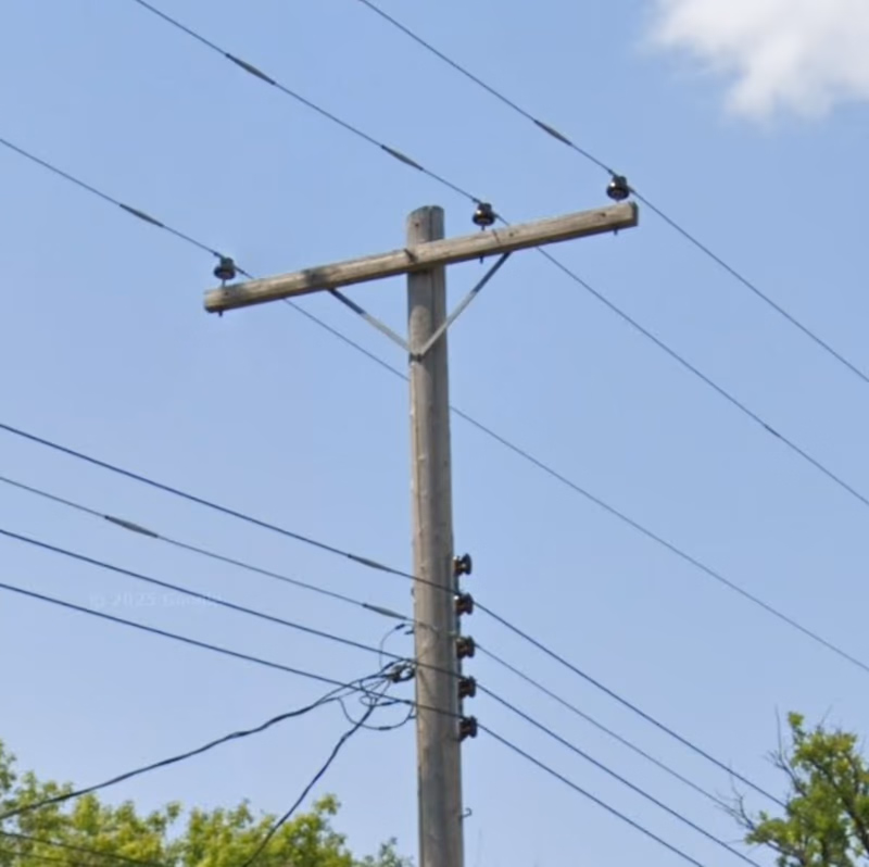 Ontario / Manitoba - Mini insulators — how it looks in GeoGuessr