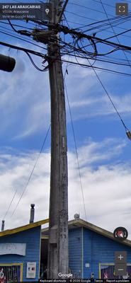 Chile clue: White pole attachments