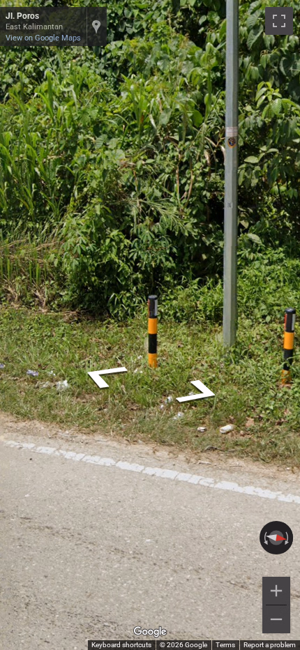 Black--yellow bollard — Indonesia