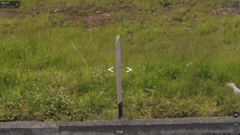 Semi-cylinder bollard