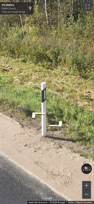 Estonia clue: Cylinder bollard