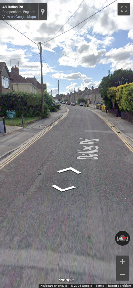 Double yellow no parking zone lines — UK