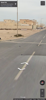 Qatar clue: Left-side antenna