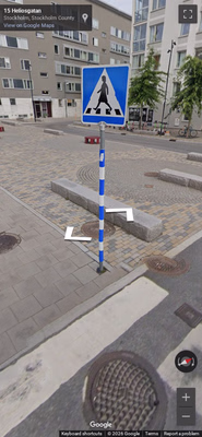 Sweden clue: Signpost stripes