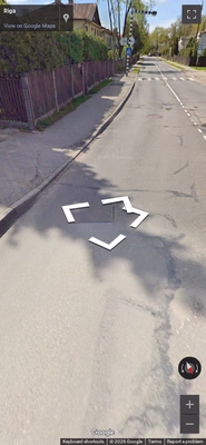 Latvia clue: White google car with antenna generation 4