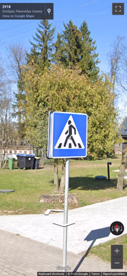 Lithuania clue: Pedestrian sign