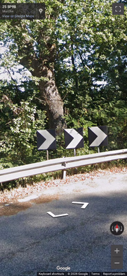 Italy clue: Black-and-white chevron