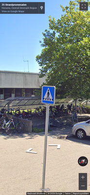 Denmark clue: Pedestrian sign