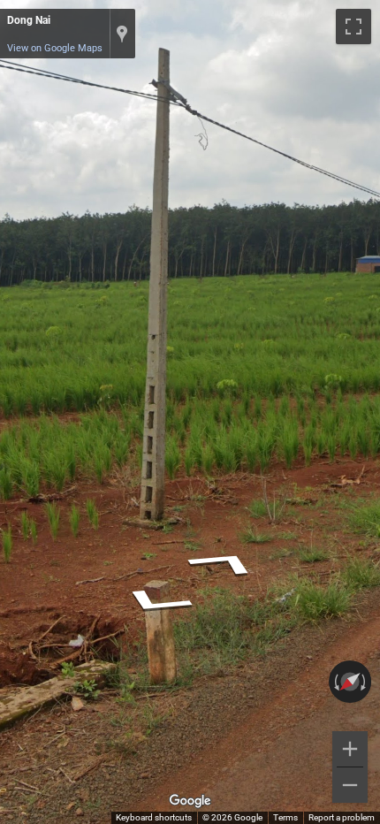 Poles with holes — Viet Nam