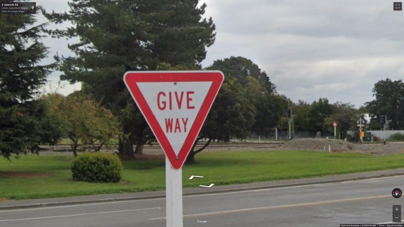 New Zealand Give Way Sign — how it looks in GeoGuessr