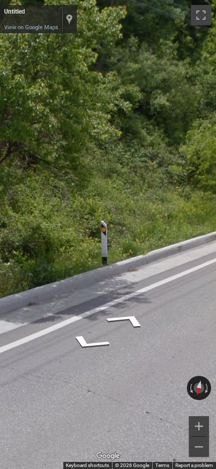 Bollard with a round reflector — South Korea