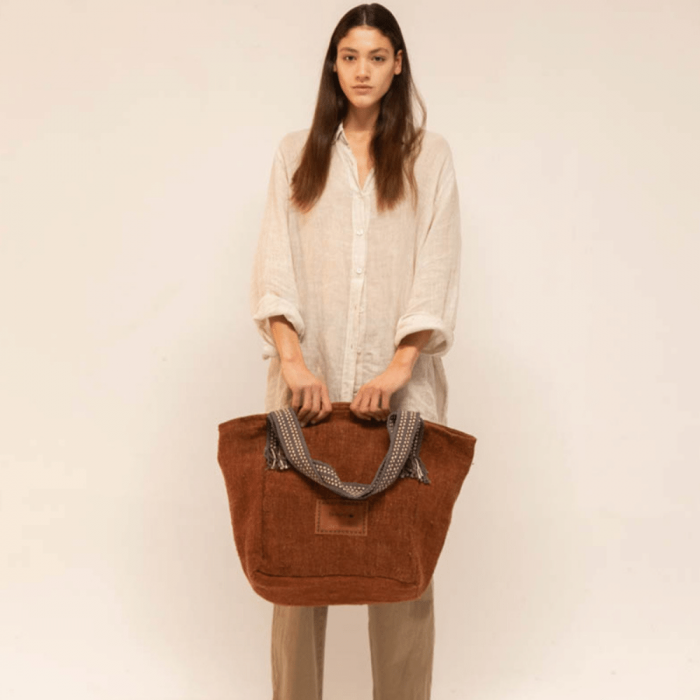 eco-friendly-maxi-bag-ekohunters-hemper-sustainable-fashion-accessories