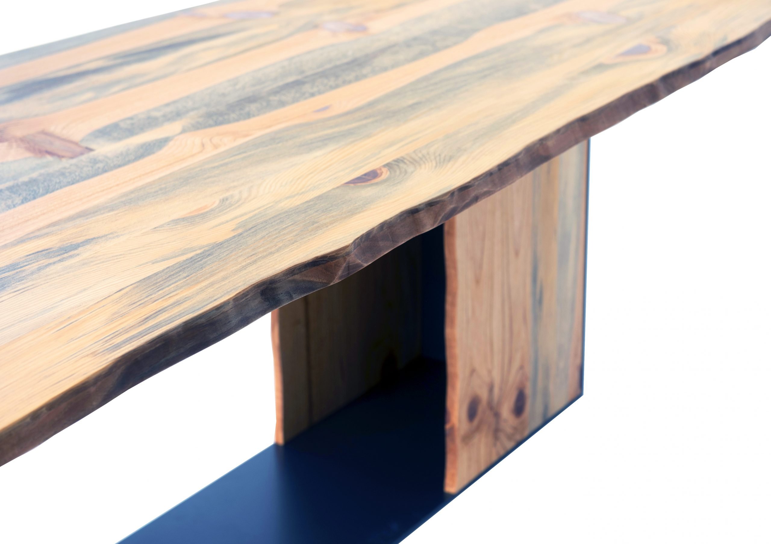 sustainable-castelo-cedar-wood-dinning-table-base-ekohunters-eco-friendly-furniture-vea-mobiliario